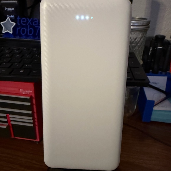 Power Bank - 10,000 Milliamp - Picture 7 of 8